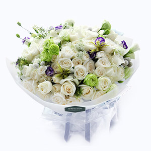 泰兴市Cherish珍爱鲜花系列66枝白玫瑰+绿桔梗