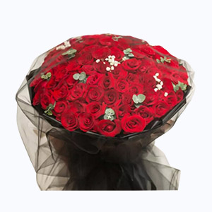 绍兴市Full love浓情鲜花系列99枝黑纱红玫瑰+尤加利叶满天星