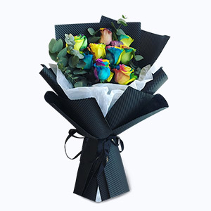 泰兴市Full love浓情鲜花系列9枝进口七彩玫瑰+尤加利叶