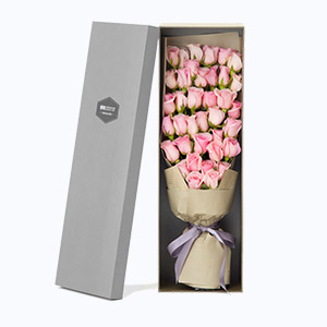 和田市Cherish珍爱鲜花系列33枝粉玫瑰枪炮礼盒